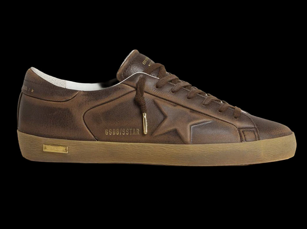 Super-Star with star and heel tab in brown lived-in effect leather