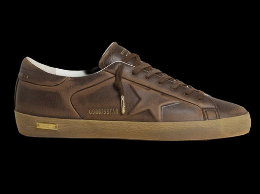 Super-Star with star and heel tab in brown lived-in effect leather