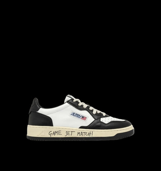 MEDALIST LOW SNEAKERS WHITE AND BLACK LEATHER
