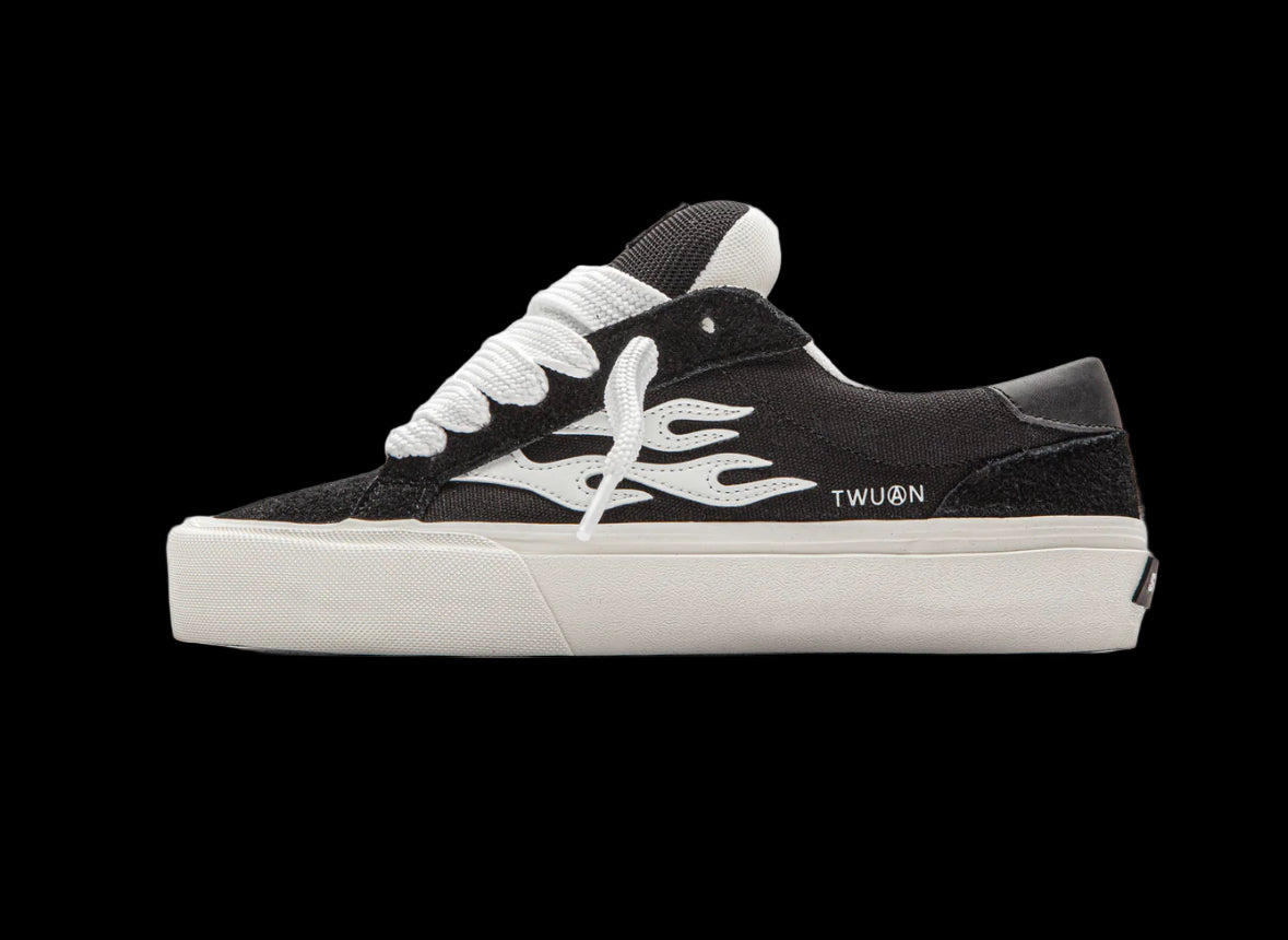 LOGAN PUFF BLACK
