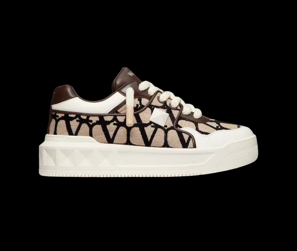 Valentino One Stud XL Low Toile Iconographe Natural Fondan Valentino