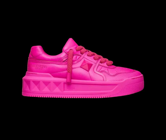Valentino Garavani Wmns One Stud XL Low Pink