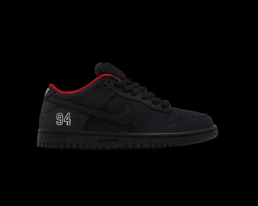 Supreme x Nike Dunk Low SB Black