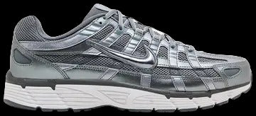 Nike P-6000 Metallic Cool Grey - VESTRA