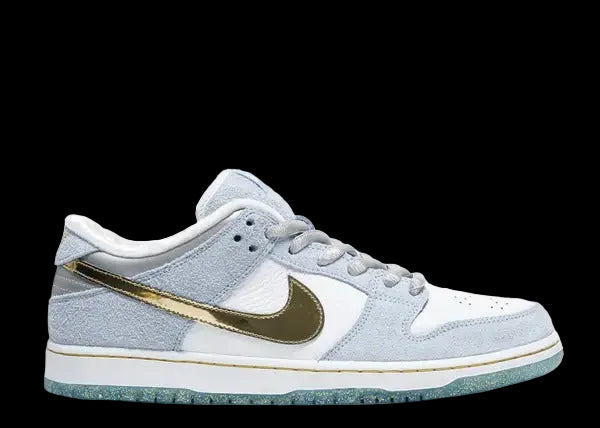 Sean Cliver x Dunk Low SB Holiday Special Nike